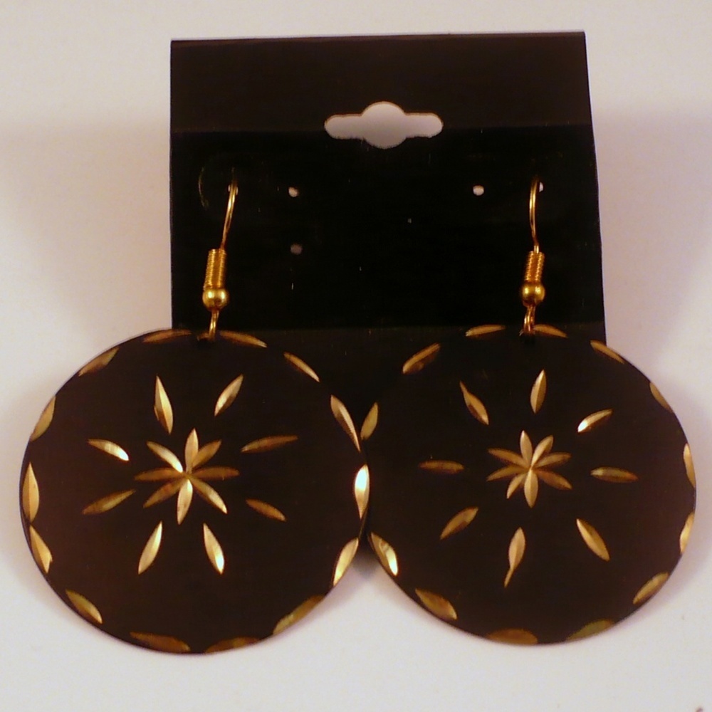 ❤️ Black & Gold Round Metal Dangle Earrings